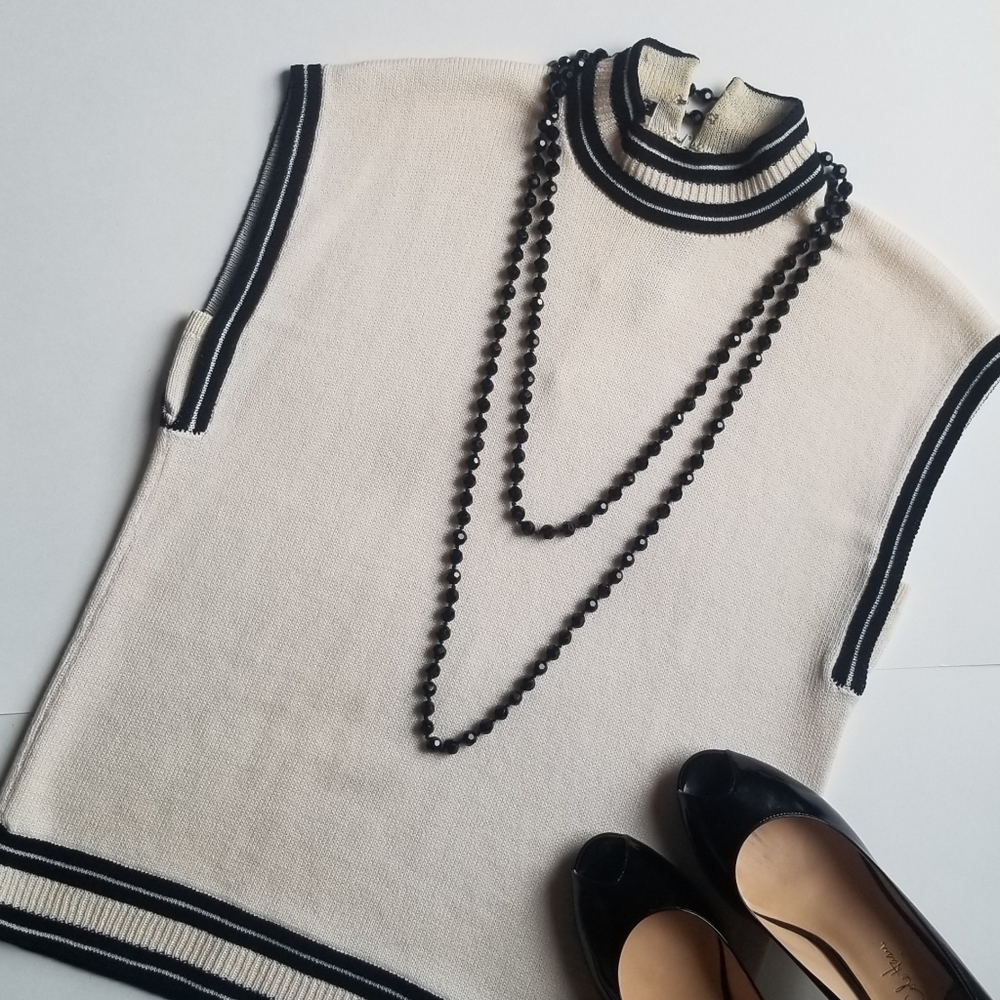 Vintage St. John/Marie Gray Knit Ivory/Black Top